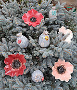 Dekorácie - PoPPy CHeRRy keramický kvet do záhrady - 15508681_