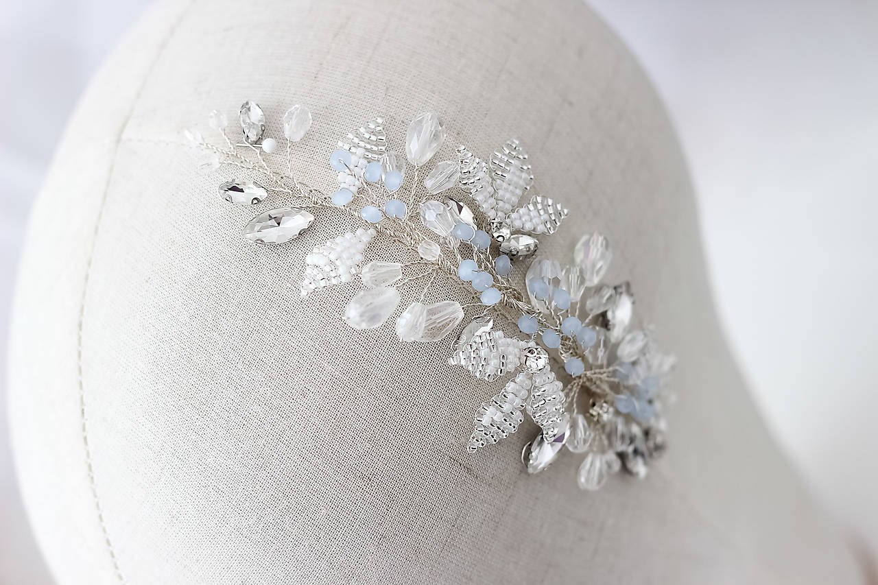 Svadobný hrebienok/aplikácia do vlasov