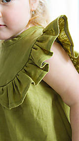 Detské oblečenie - Holubica - ľanové šaty s veľkým volánom a mašľou (hrášková) - 15514077_