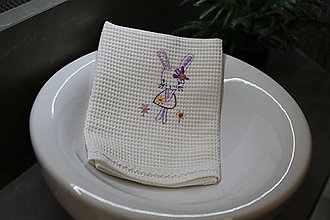 Úžitkový textil - Vyšívaný WAFLE bavlnený detský uterák ZAJKO - 15513642_