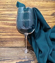 Nádoby - Vínový pohár Veľký, malý, žiadny problém - 15515780_