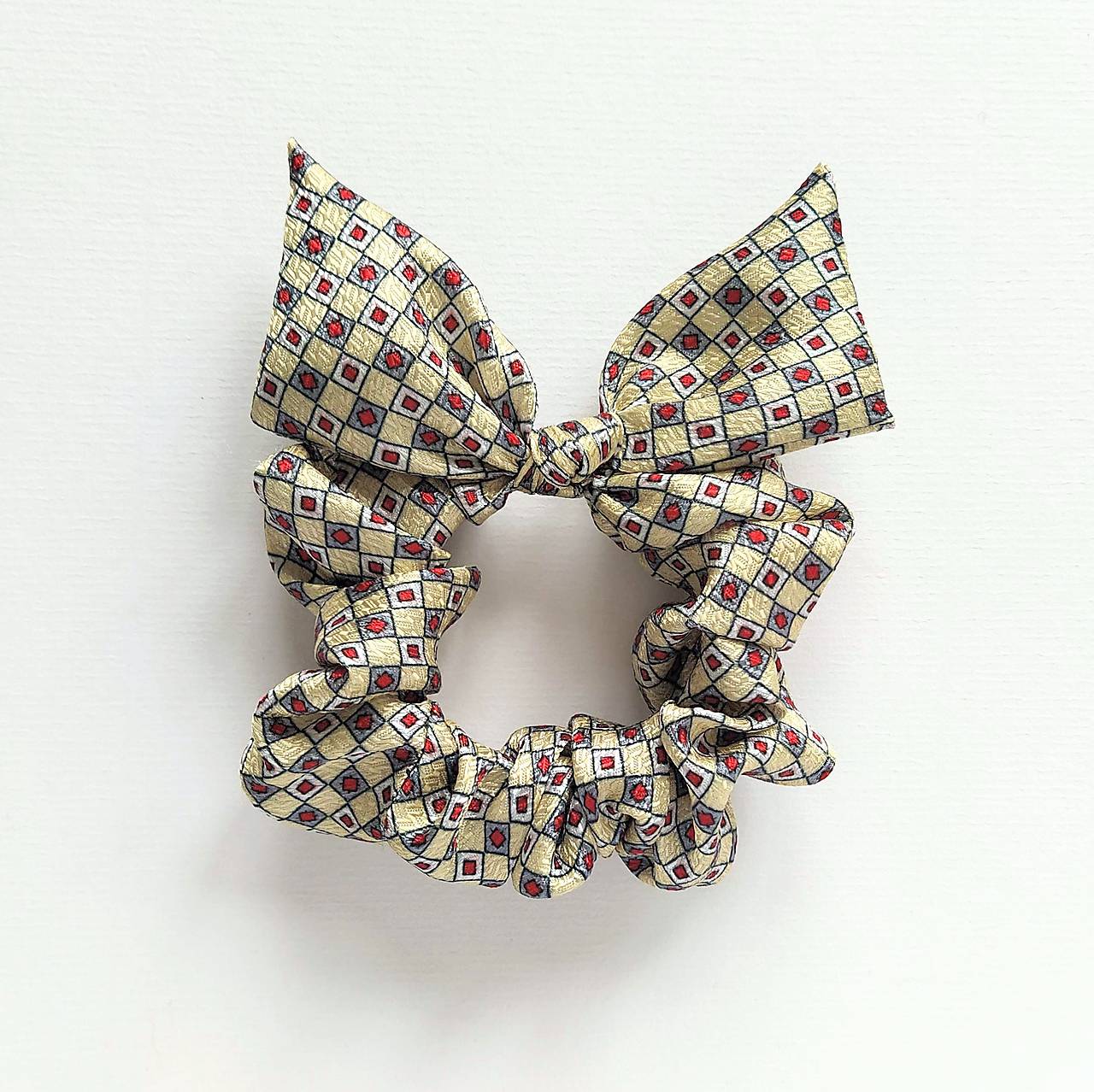 Scrunchie kravatová (žltá kockovaná)