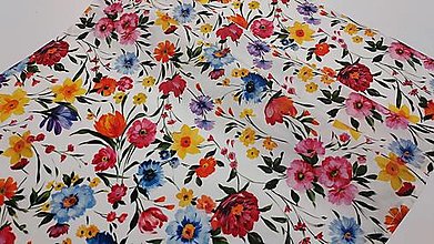 Úžitkový textil - Stredový obrus s motívom kvetov - 15523636_