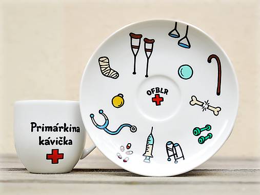 Nádoby - Maľovaná šálka s podšálkou pre rehabilitačnú primárku - 15522919_