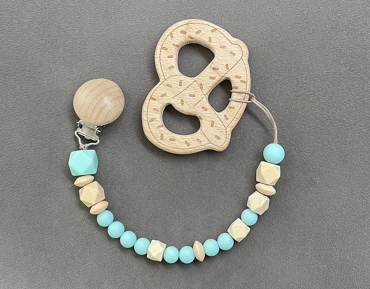 Retiazka na cumlík/dudlík alebo hryzadlo + hryzadlo Praclík