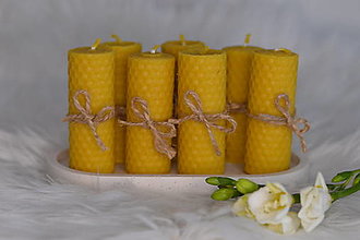 Darčeky pre svadobčanov - Darček pre hostí-sviečka zo včelieho vosku - 15526874_