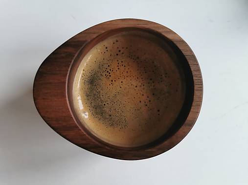 Drevený pohár na kávu