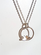 Náhrdelníky - Strieborný náhrdelník s medailónom srdiečko - 15531002_