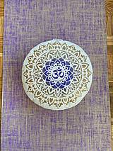 Úžitkový textil - Meditačný Vankúš vysoký "Aum Mandala Zlato-fialová" - 15531867_