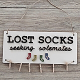 Tabuľky - Dekorácia - Tabuľka Lost socks/stratené ponožky - 15531151_
