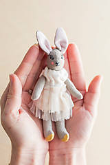 Hračky - Malý zajko Rózi - 15536347_