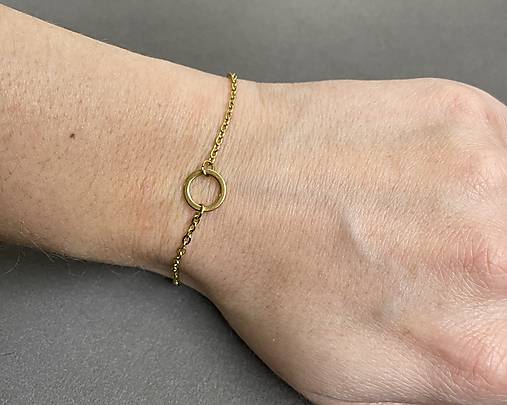Elegantný náramok “karma” z chirurgickej ocele