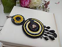 Náhrdelníky - náhrdelník kruhy čierno-žlté - 15539106_