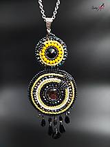 Náhrdelníky - náhrdelník kruhy čierno-žlté - 15539111_