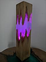 Svietidlá - Dekoračná drevená lampa s epoxidom - 15543314_