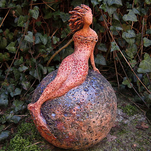 Sochy - Mořská na kouli  - 15547652_