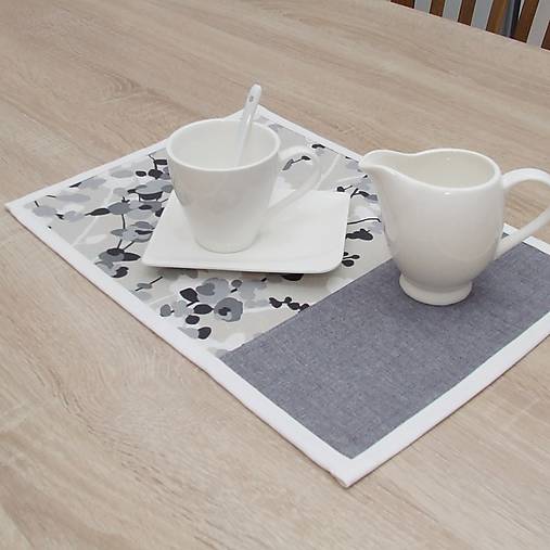 Úžitkový textil - GABRIEL - moderný bielo sivo čierny vzor na béžovej - prestieranie 28x40 - 15545835_