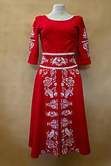 Šaty - Červené dámske šaty vyšívane – vzor Turie Pole - 15546695_
