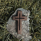 Dekorácie - Drevený krížik – vyrezaný kríž – ORECH masív - 15549541_