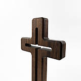 Dekorácie - Drevený krížik – vyrezaný kríž – ORECH masív - 15549545_