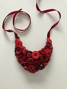 Náhrdelníky - Gombíkový náhrdelník -červený - 15550274_