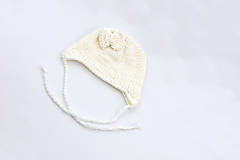 Detské čiapky - Biela ušianka s mašličkou MERINO - 15553256_