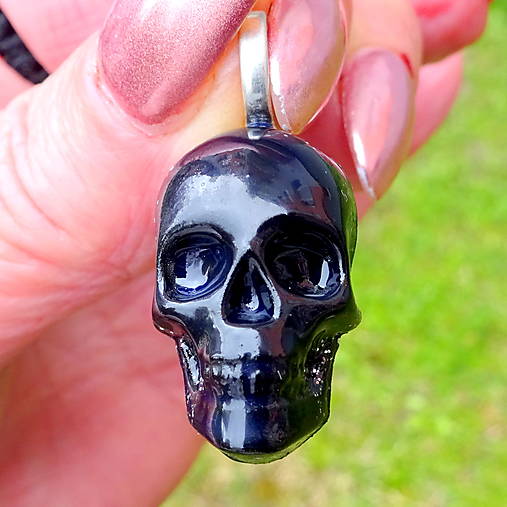 Náhrdelníky - Orgonit Šungitový * LEBKOUN * lesk * Symbol Memento Mori - 15559187_