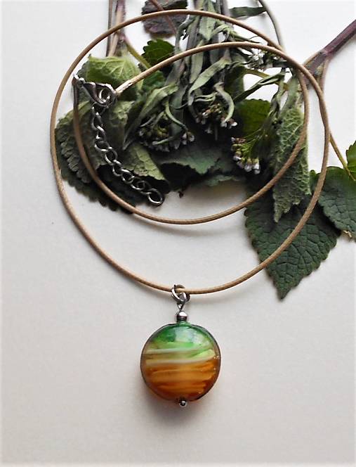 Náhrdelníky - Lampwork, koža- náhrdelník - 15565358_