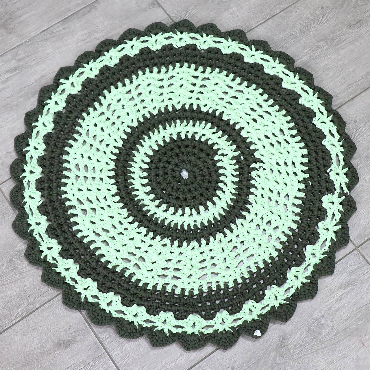 Ručne háčkovaný koberček (varianty) (Zelená)