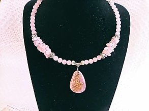 Náhrdelníky - Luxusný náhrdelník-Quartz (Ruženín) - 15575417_