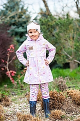 Detské oblečenie - softshell nohavice motýle klasický strih - 15579613_