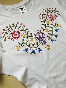 Topy, tričká, tielka - Maľované tričko- pre maminku - 15584248_