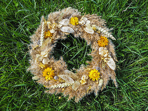 Dekorácie - Prírodný venček (žltý)  - 15584189_