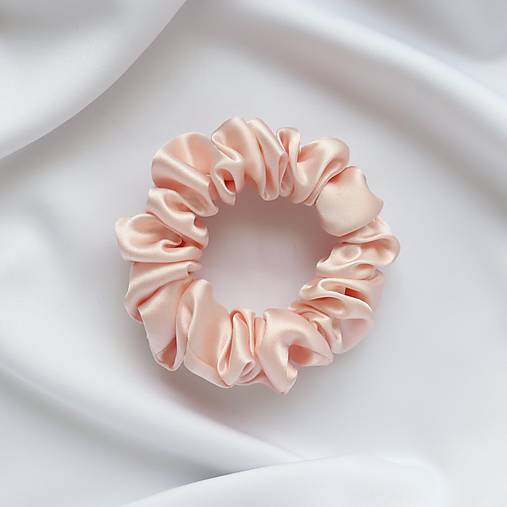  - Hodvábna scrunchie | MINI (Púdrovo ružová) - 15587062_