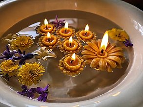 Svietidlá a sviečky - Plávajúci kvietok - 15592185_
