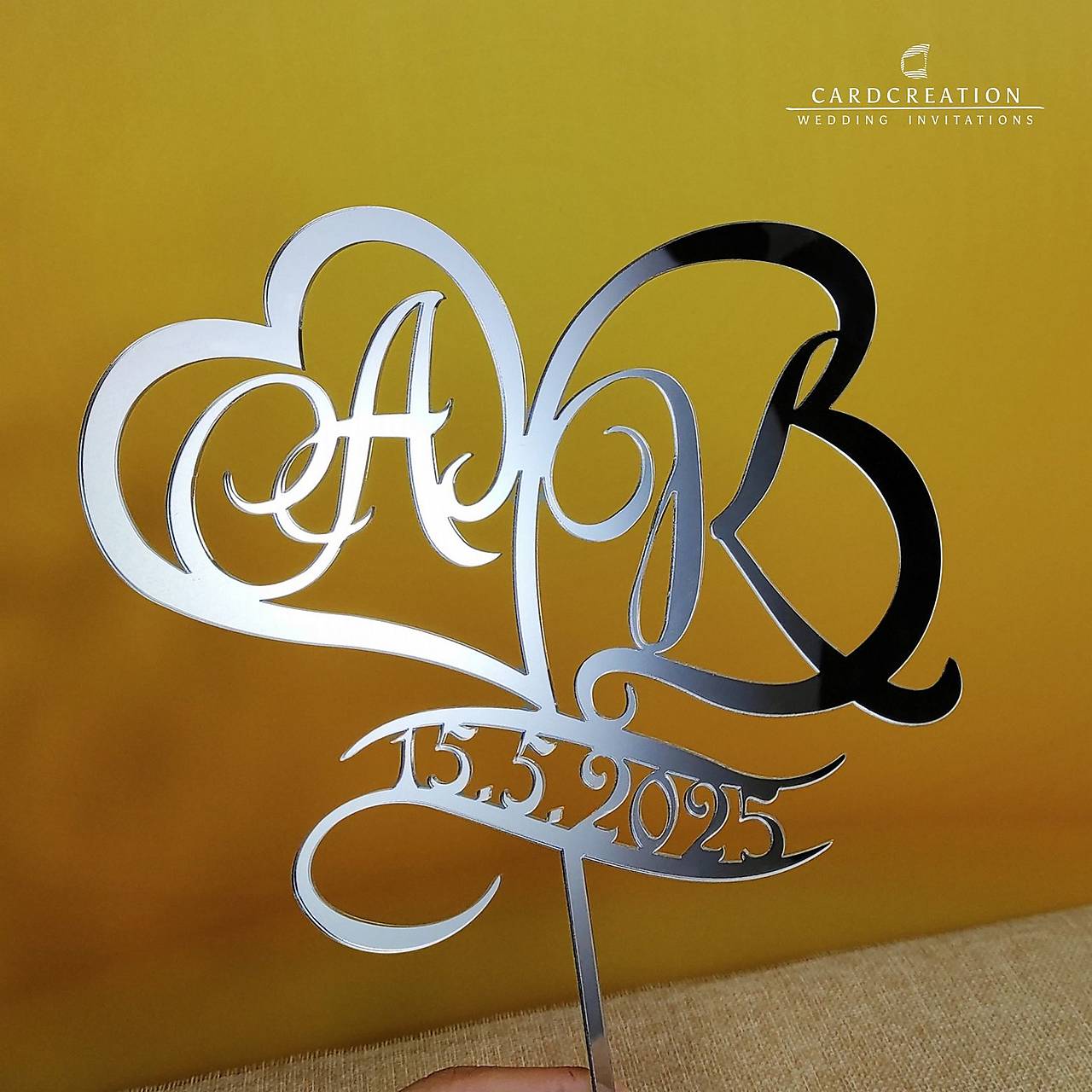 Strieborný zápich do svadobnej torty