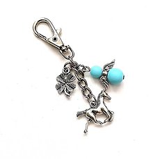 Kľúčenky - Kľúčenka "kôň" s anjelikom (modrá svetlá) - 15597437_