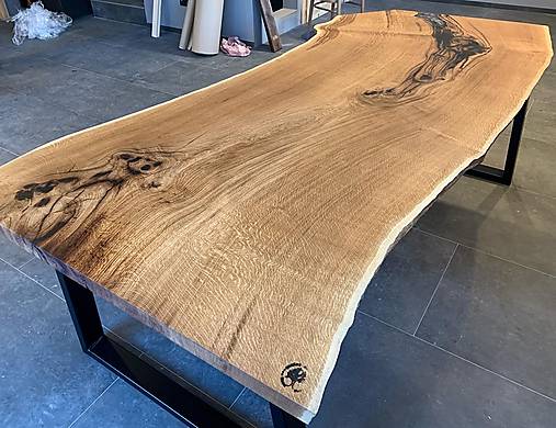 Dubový jedálenský stôl z dubu