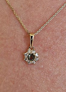 Náhrdelníky - Zlatý prívesok Snowdrop s moldavitom a diamantmi Sl1-g 0,2040 ct - 15604605_