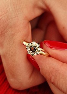 Prstene - Zlatý prsteň Snowdrop s moldavitom a diamantmi Sl1-g 0,2040ct (17) - 15604670_
