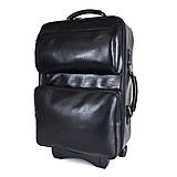 Veľké tašky - Celokožený cestovný kufor v čiernej farbe, tmavé kovanie - 15607999_