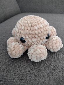 Hračky - Antistresová chobotnica pletená  (Béžová) - 15608457_