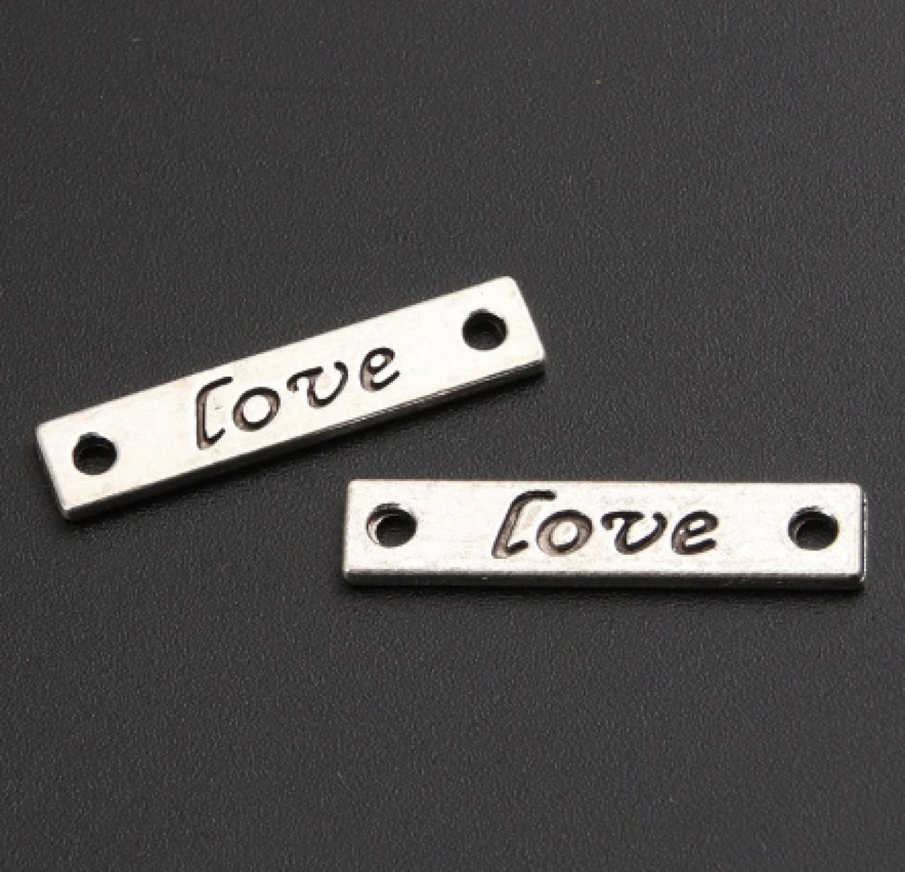 Konektor Love 0,6 x 2,6 cm