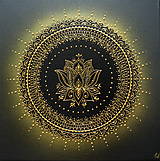 Mandala LOTOSOVÝ KVET ŠŤASTIA (gold-black) 40 x 40