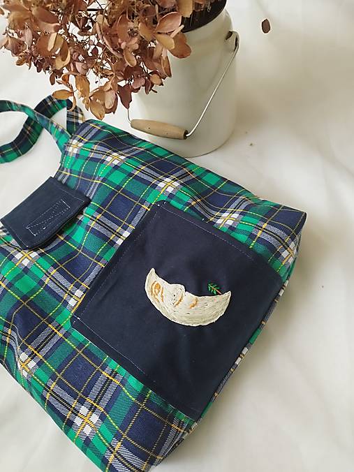 Veľké tašky - Zľava! Taška Strážca posledného stromu  - 15613781_