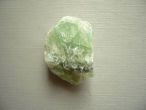 Minerály - Surový kámen - fluorit 28 mm, č.73f - 15614932_