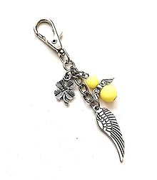 Kľúčenky - Kľúčenka "krídlo" s anjelikom (žltá) - 15619874_
