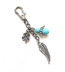 Kľúčenky - Kľúčenka "krídlo" s anjelikom (modrá svetlá) - 15619892_