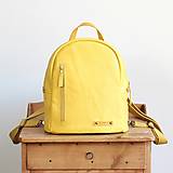 Batohy - Kožený batoh *Yellow* - 15618357_