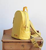 Batohy - Kožený batoh *Yellow* - 15618362_